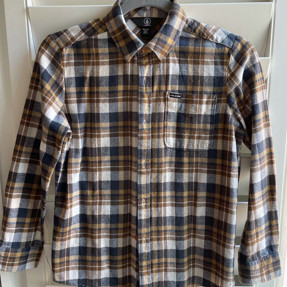 EUC: Volcom Boys Small 8 Plaid Button Down Flannel Shirt Holiday Fall